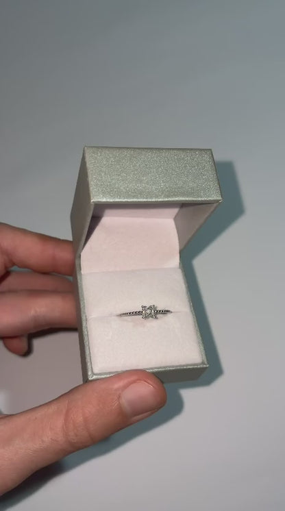 Anillo diseño trebol