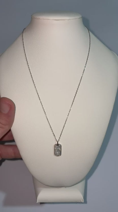 Cadena con chapita